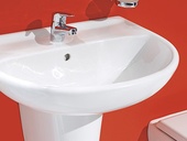 JIKA doplňuje známou koupelnovou sérii Lyra Plus