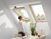 Nová střešní okna VELUX se spodním ovládáním