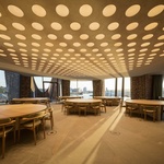 Dům, který ve fjordu nepřehlédnete. Připomíná rozřezané válce  Foto: Anders Sune Berg/Olafur Eliasson, David de Larrea Remiro/Olafur Eliasson