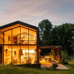 Moderní ekologický dům: Energeticky úsporný, přizpůsobitelný, z netoxických materiálů a regionálních zdrojů Zdroj: MFL PHOTO / Matthieu Fiol
