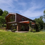 Moderní ekologický dům: Energeticky úsporný, přizpůsobitelný, z netoxických materiálů a regionálních zdrojů Zdroj: MFL PHOTO / Matthieu Fiol