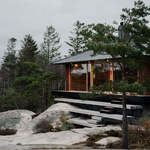 Víkendový dům nabízí zázemí celé rodině, přírodu využívá jako štít Foto: Einar Aslaksen