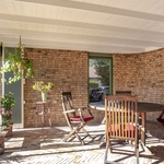Trucovna nebo obývací pokoj uprostřed zahrady? Starou kůlnu nahradili obytným pavilonkem Foto: Patrik Ekenblom
