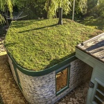 Trucovna nebo obývací pokoj uprostřed zahrady? Starou kůlnu nahradili obytným pavilonkem Foto: Patrik Ekenblom