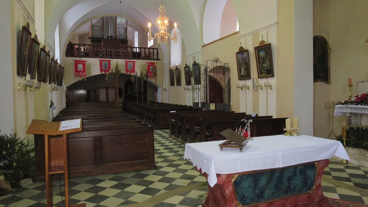 Vytápění v Kostele  sv. Gotharda v Bouzově