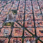 Barcelona - z bloků tvoří "super bloky". Každá druhá ulice se stává pěší zónou. Zdroj: AdobeStock - marchello74
