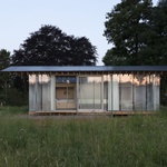 Dřevěný dům na prázdniny. Místo, kde ovce dávají dobrou noc Foto: Atelier Sunder-Plassmann