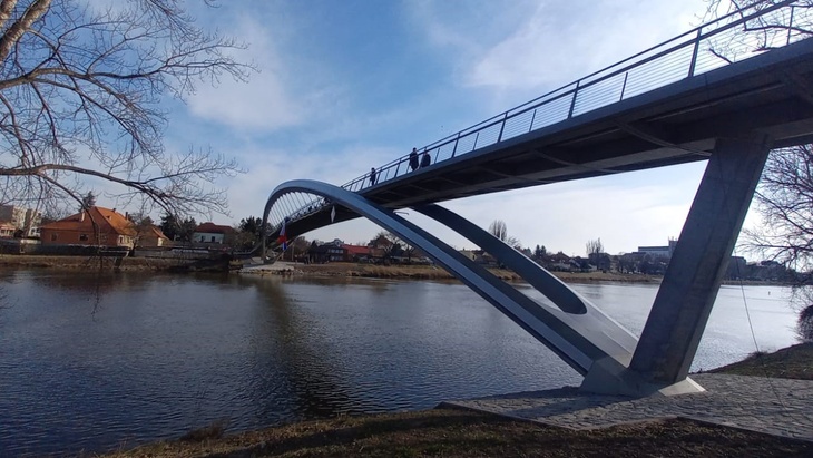 Unikátní lávka přes Labe v Nymburce, foto: Hochtief