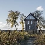 Větrnný mlýn přestavěli na rodinný dům. Ráz historické dřevostavby zachovali Foto: Rafał Chojnacki