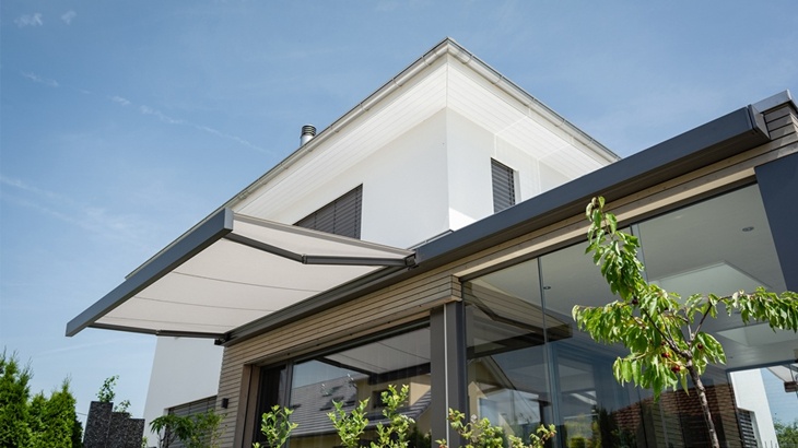 Markýza CAMABOX BX4700 na terasu a balkon - ESTAV.cz