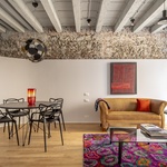 Byt s oblou stěnou – obytná místnost Foto: Ottavio Tomasini