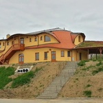 Vytvarně řešení stavby vychází z principu organické architektury Foto: Studio ARC