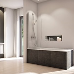 Sortiment společnosti SanSwiss zdobí nejen kvalitní sprchové kouty, ale i praktické vanové zástěny! Zdroj: SanSwiss