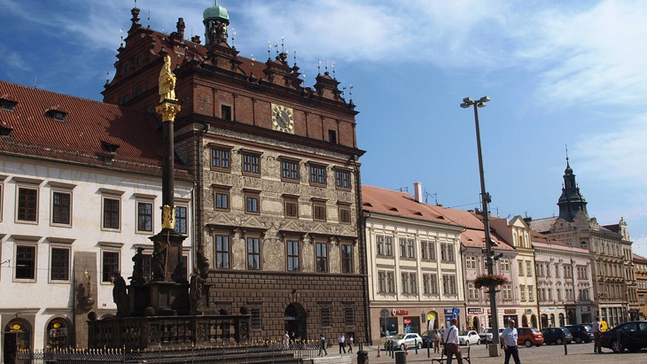 Prioritou staveb v Plzni je odlehčení Karlovarské třídy a centra