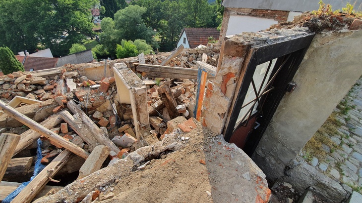MMR pomůže obcím s demolicí zchátralých budov částkou 120 milionů Kč, foto D.Kopačková, redakce MMR pomůže obcím s demolicí zchátralých budov částkou 120 milionů Kč, foto D.Kopačková, redakce