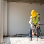 Při rekonstrukci domu navažte spolupráci s kvalitní ověřenou firmou. Zdroj: stockphoto.com