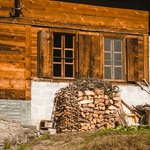 Chvála dřevu a domy v pohraničí (Zdroj Pexels)