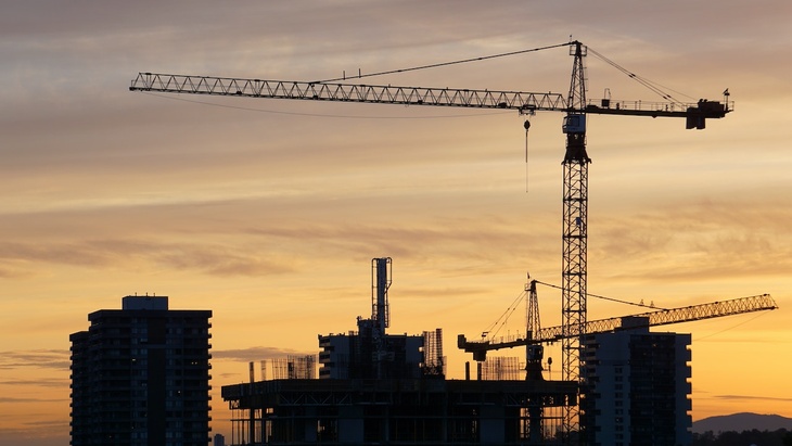 České stavebnictví v únoru zpomalilo meziročně o více než čtyři procenta