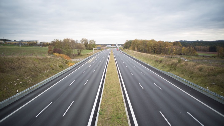 Stát letos zahájí stavbu 105 kilometrů dálnic, otevře jich 15 kilometrů