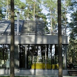 Krajinou předurčená architektura rodinného domu v lesích u jezera Foto: Robert Žákovič, www.robertzakovic.com