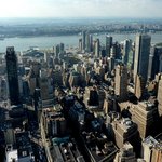 Vyhlídka z Empire State Building na Hudson River, vpravo New York Times Building (budova s anténou) © Bohuslávek TZB-info