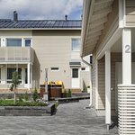 Integrované solární panely Ruukki Classic Solar nejsou na střeše domu téměř vidět