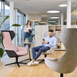 Křeslo se:lounge. Foto: Konsepti