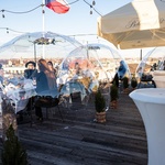 Pytloun Sky Bar & Restaurant Prague je umístěn na střeše a střešních terasách © PYTLOUN HOTELS