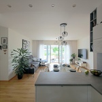 Dřevostavba jako součást moderního životního stylu. Majitelům poskytuje život jak na dovolené. Foto: Robert Žákovič, www.robertzakovic.com