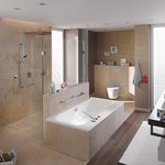 Komfortní koupelny se plánují s ohledem na budoucnost. Základem jsou jasné architektonické řešení a dostatek prostoru pro pohyb. © Foto: Viega