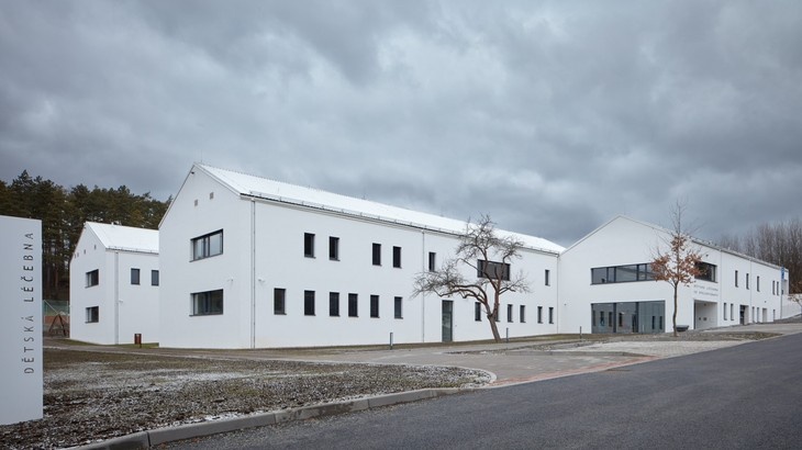 Foto: Společnost Dětská léčebna Ostrov, BoysPlayNice MgA. Jakub Skokan, MgA. Martin Tůma Foto: Společnost Dětská léčebna Ostrov, BoysPlayNice MgA. Jakub Skokan, MgA. Martin Tůma