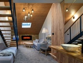 Rekonstrukce 10 mezonetových pokojů v nejvyšším patře hotelu Svornost v Harrachově – CZECH INTERIOR AWARD 2024. Zdroj: Nicole Mertinová-Sehnalová,  No Limits Design, a.s.