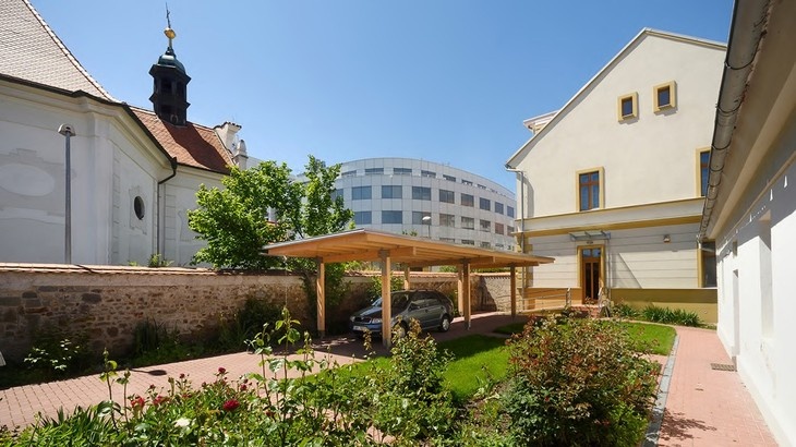 Zdroj: MŽP ČR, Metodická příručka pro architektonicky a historicky cenné budovy Zdroj: MŽP ČR, Metodická příručka pro architektonicky a historicky cenné budovy