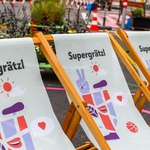 Letní program ve vídeňském superbloku. Zdroj: © Stadt Wien / Christian Fürthner