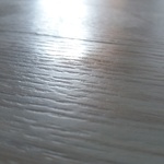 Boule na anhydritovém podkladu prokreslená do vinylové podlahy. Zdroj: redakce