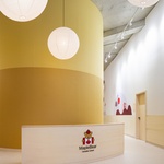 Místnost s amfiteátrem. Foto: Studio Flusser