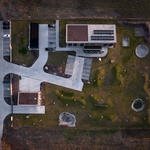 Letecký pohled na celý areál. Foto: BoysPlayNice