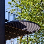 Svéráz práce architektů. Rumunská chata vyšla z komplikací neporažená. Foto: Razvan Drinceanu