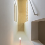 Svéráz práce architektů. Rumunská chata vyšla z komplikací neporažená. Foto: Razvan Drinceanu
