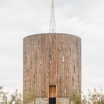 Moderní kaple z přírodních materiálů inspirovaná středověkým stavitelstvím. Foto: MgA. Ondřej Bouška, Salon dřevostaveb