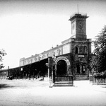 Příjezdová hala 1862. Zdroj: IPR