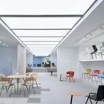 Showroom LD Seating s prémiovým nábytkem v Praze po rekonstrukci. Zdroj: LD Seating