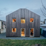 Snížení účtů za energie o pětasedmdesát procent. I tohle umí dobrá architektura. Foto: Jim Stephenson