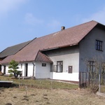 Kamenné zdi a cihelné klenby jako dobrý základ pro rekonstrukci rodinného sídla. Foto: Markéta Veselá, www.maura.cz Kamenné zdi a cihelné klenby jako dobrý základ pro rekonstrukci rodinného sídla. Foto: Markéta Veselá, www.maura.cz