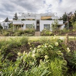 Pohled jižní ze zahrady. Foto: Martin Čeněk Pohled jižní ze zahrady. Foto: Martin Čeněk