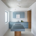 Kuchyně vstupního patra. Foto: Martin Čeněk Kuchyně vstupního patra. Foto: Martin Čeněk