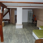 Malá světlá výška místnosti v podkroví. Foto: Martina Hepnerová