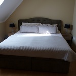 Stísněný prostor pod šikminou. Foto: Martina Hepnerová