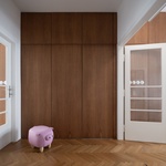 Hala s maskotem. Foto: Alex Shoots Buildings Hala s maskotem. Foto: Alex Shoots Buildings