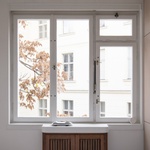 Funkcionalistické okno. Foto: Alex Shoots Buildings Funkcionalistické okno. Foto: Alex Shoots Buildings